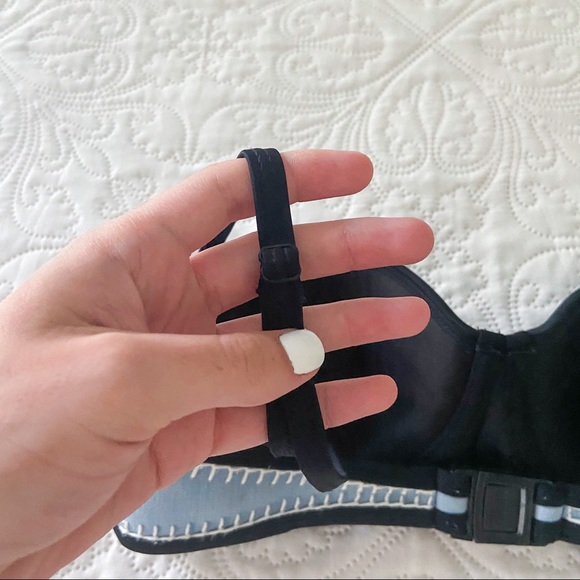 Triangl Swimwear Blue Embroidered Cup Bikini Top Size Small - Picture 5 of 6